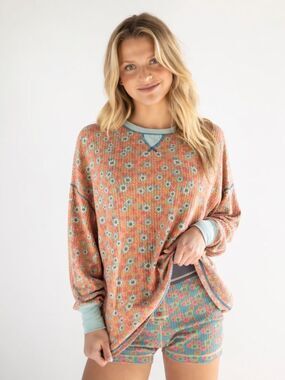 Natural life Vintage Coral & Mint Floral Crewneck Waffle Pajama Top Relaxed Sz S